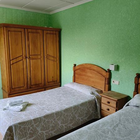 Hostal Restaurante San Carlos Barrio de San Carlos Екстер'єр фото