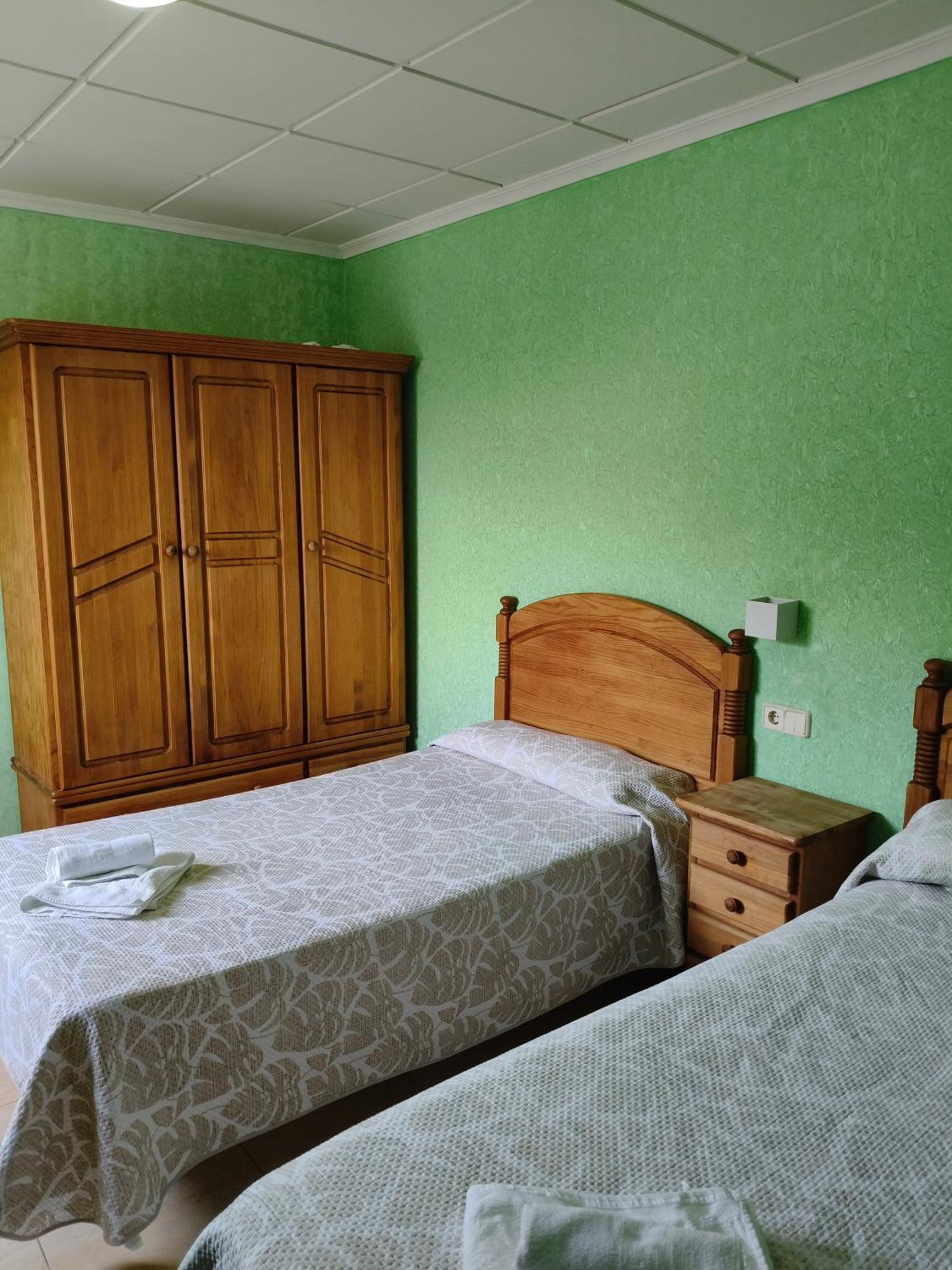 Hostal Restaurante San Carlos Barrio de San Carlos Екстер'єр фото